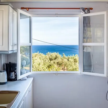 Seaview Retreat - Summer Romantic Escape